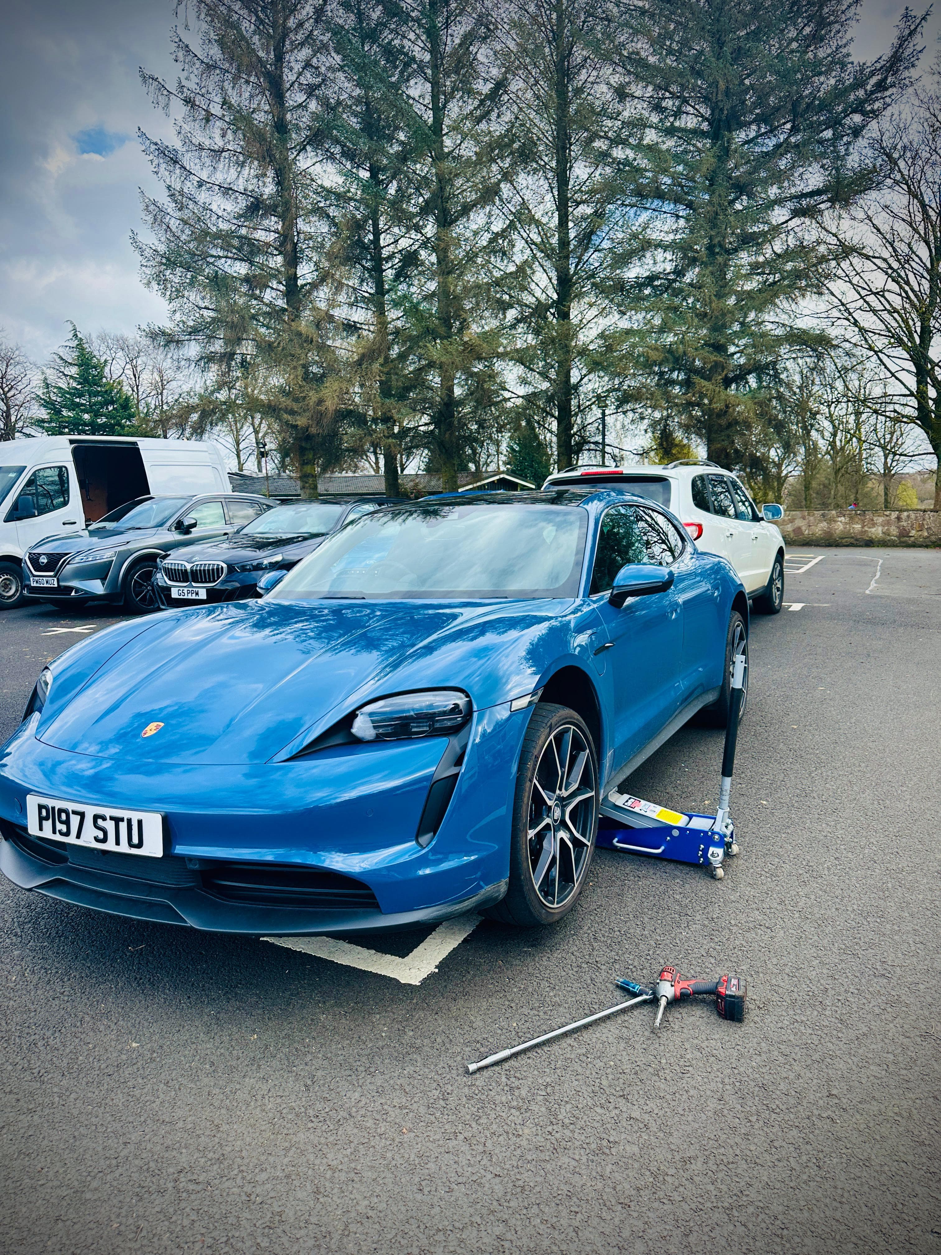 24/7 roadside tyre assistance Glasgow