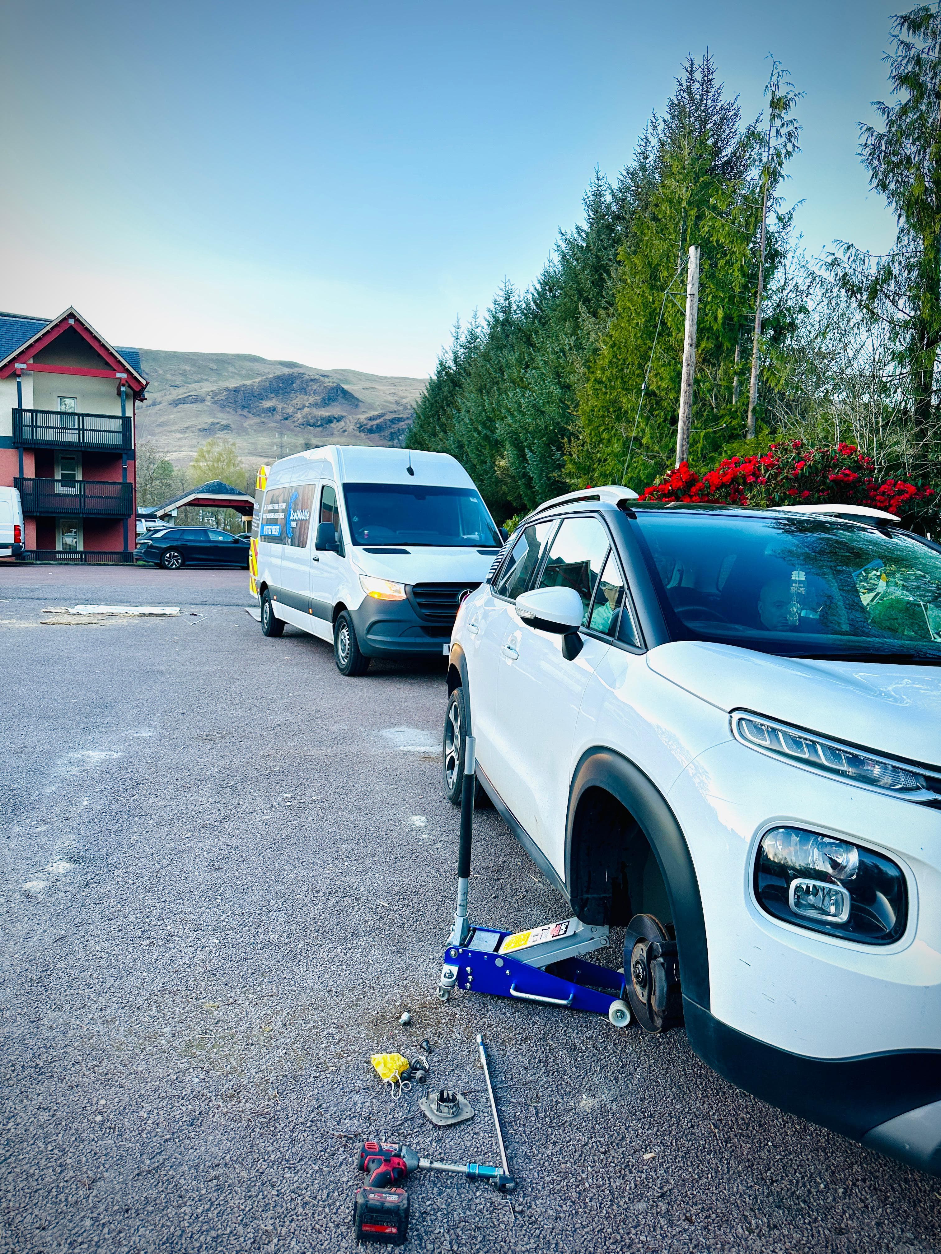 Mobile tyre technician at work